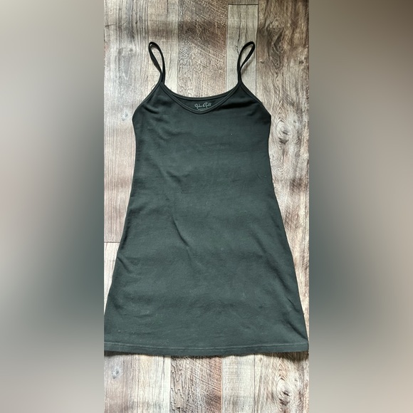 Brandy Melville Dresses & Skirts - Brandy Melville mini dress. No tags but never worn. Only tried on.